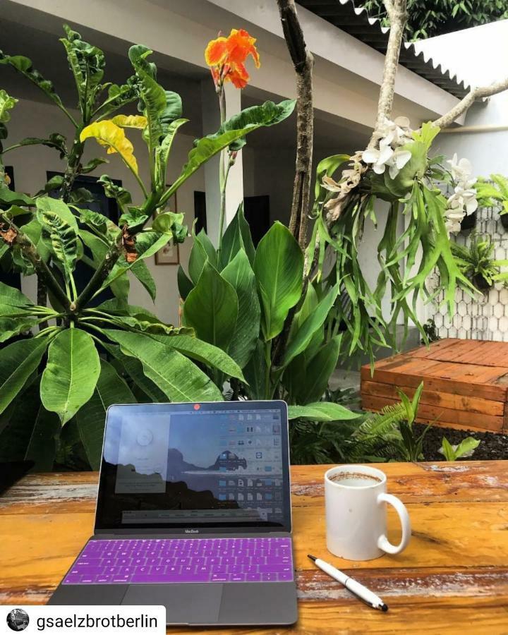 Pondok Sare Ostello Yogyakarta Esterno foto